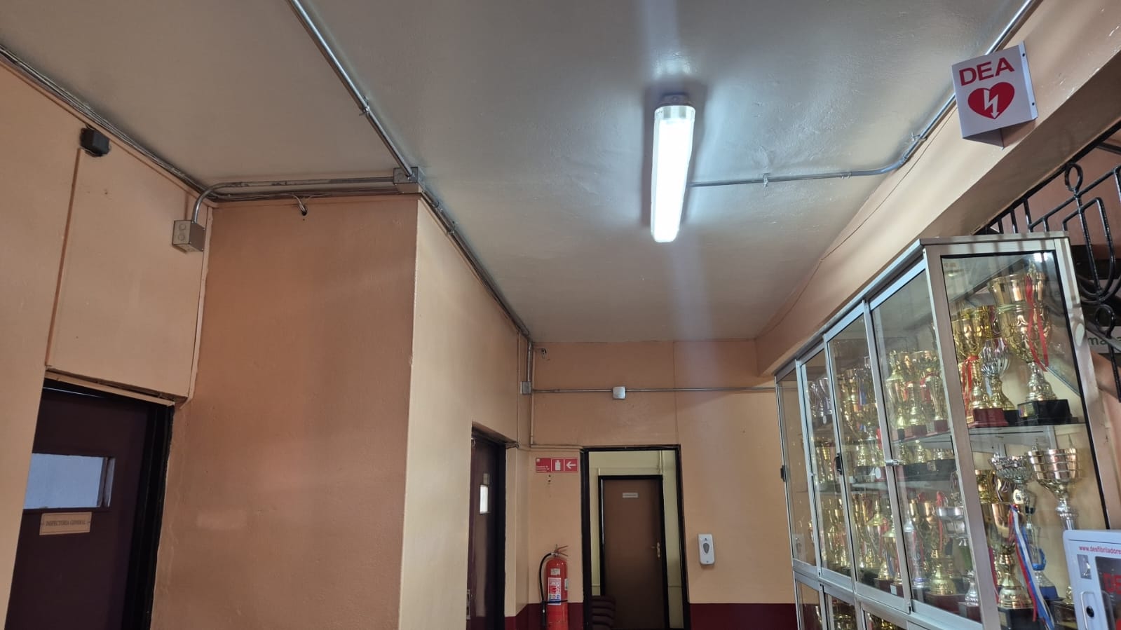 Empalmes Eléctricos - Realización de empalmes eléctricos en media y baja tensión.